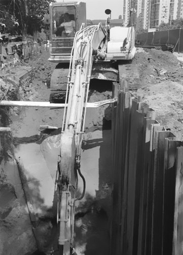 海口一處電纜被粗野施工挖斷,供電局收集依據將處分